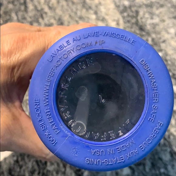 Life factory 12oz Bottle with Silicone Grip - Picture 5 of 5